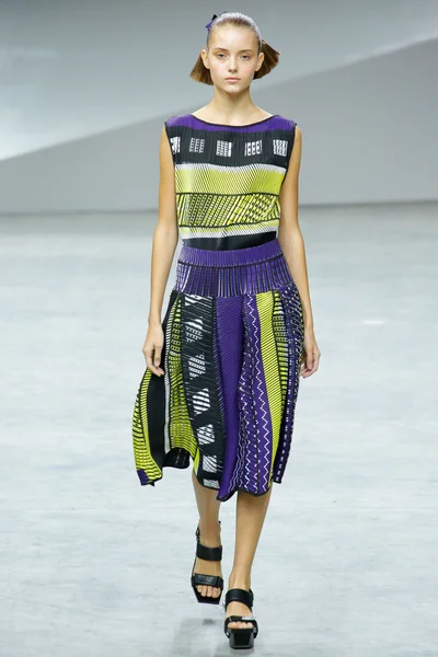 Look 34